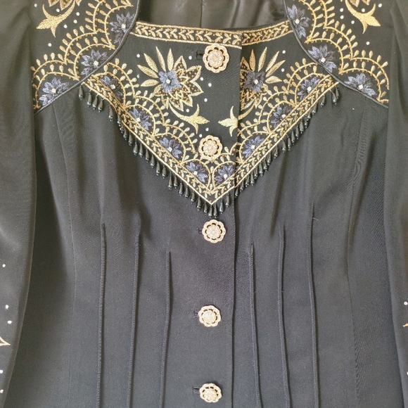 **Vintage*** Lisa Rene' rhinestone floral embroidered coat/jacket/blazer - Picture 3 of 15